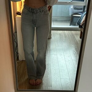Zara Light Gray Straight-Leg Jeans